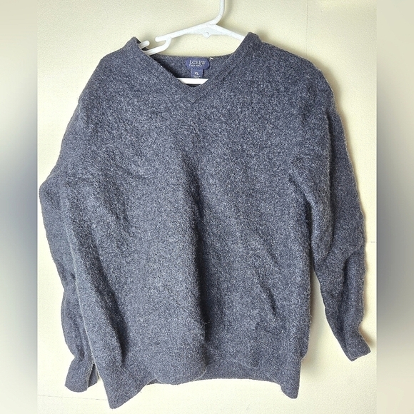 Youth/Kid's J. Crew 100% Merino Wool V-Neck Sweater, Size XL - Picture 1 of 3